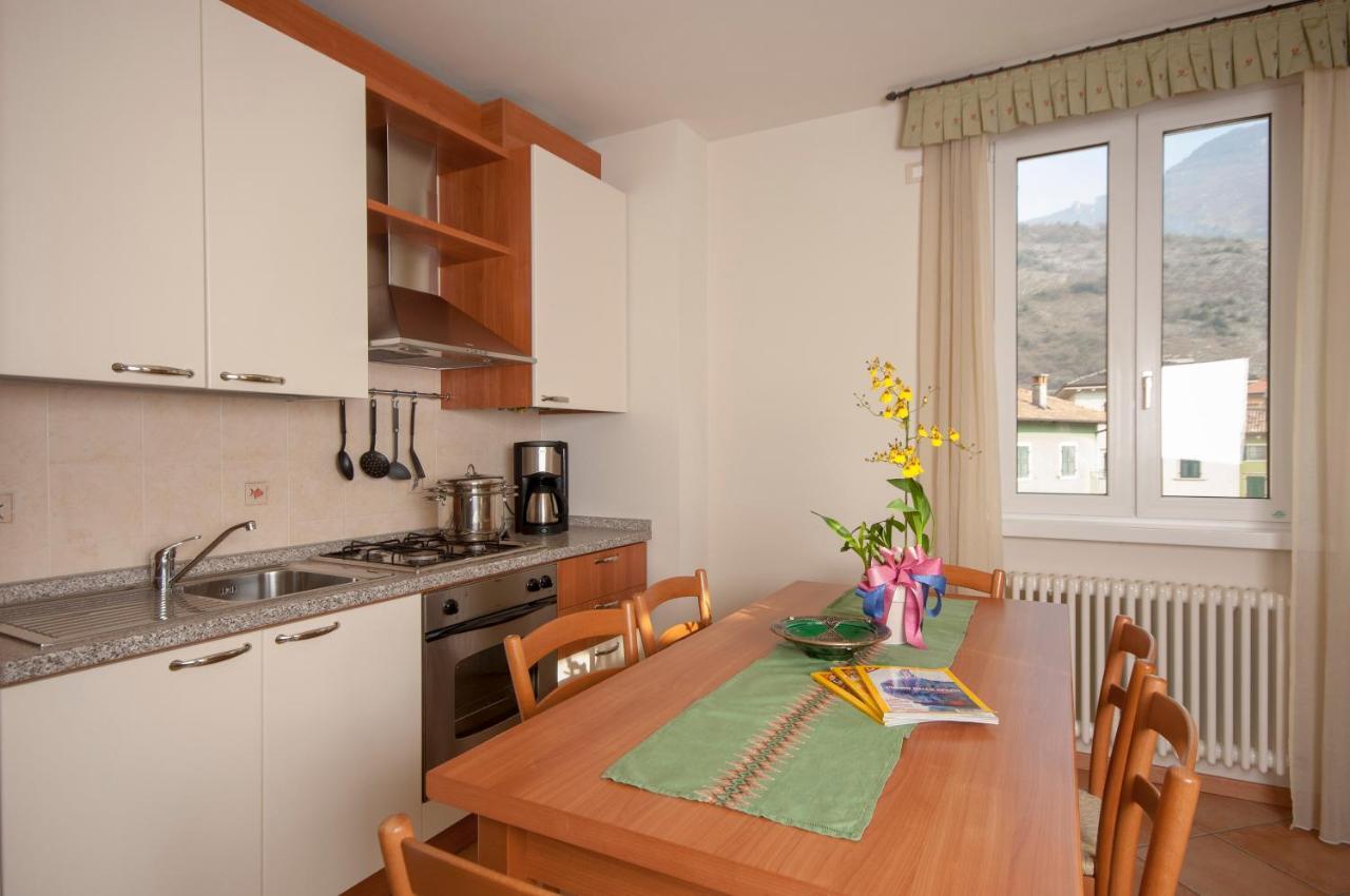 Appartamenti Baia Azzurra 5. Torbole Sul Garda Exterior foto